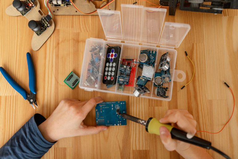 Revisión de un equipo electrónico